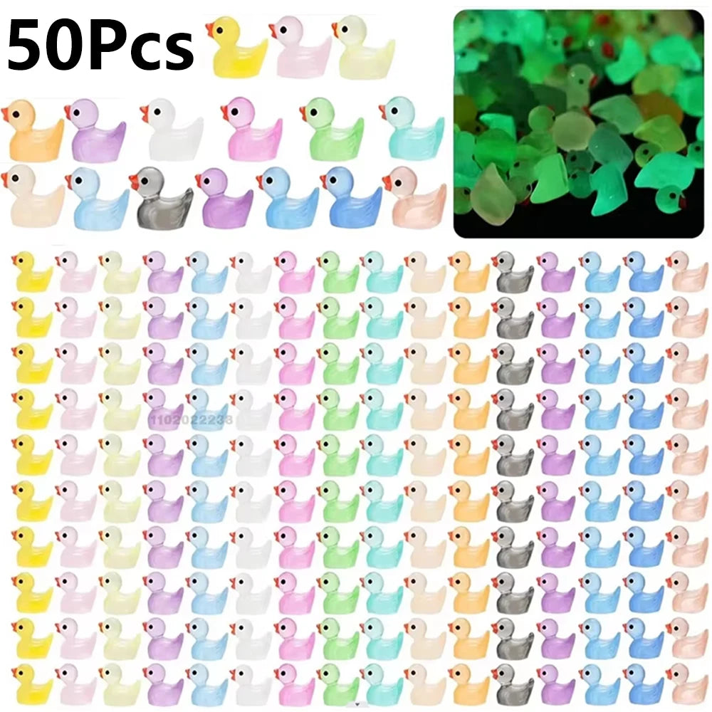 Mini Canards en Résine – Lot 50/100, Blagues et Cachettes Amusantes