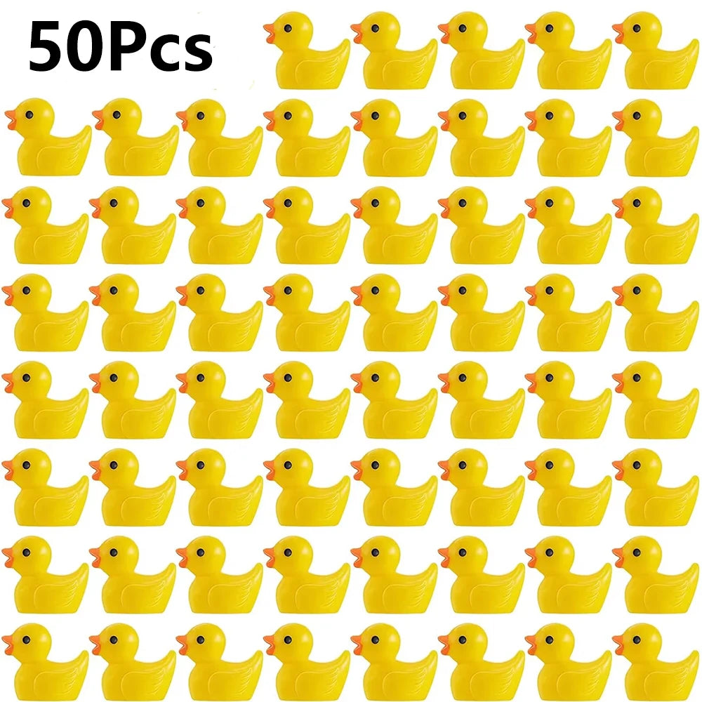 Mini Canards en Résine – Lot 50/100, Blagues et Cachettes Amusantes