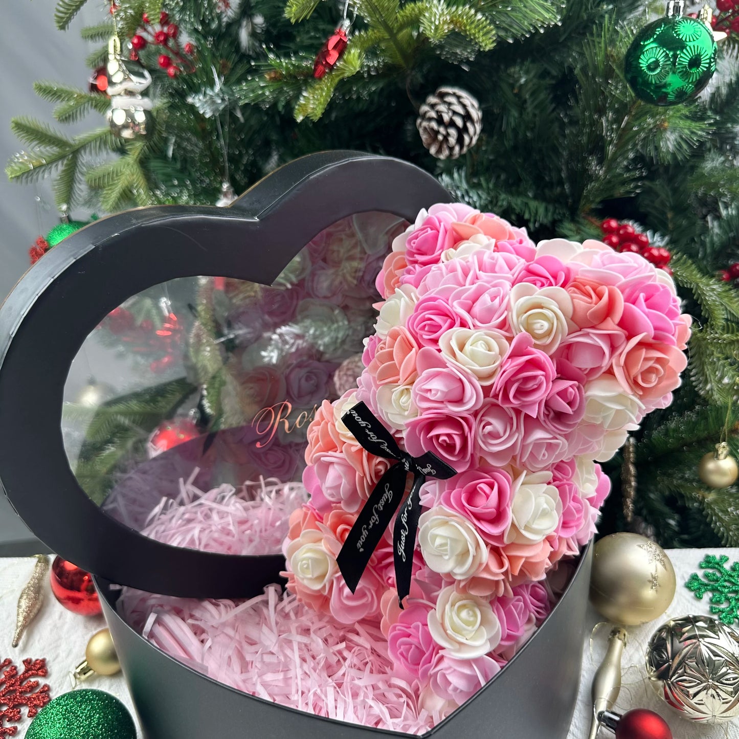 Ours en Roses Artificielles 25 cm
